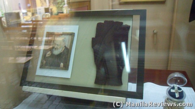 St. Pio Chapel Libis Gloves