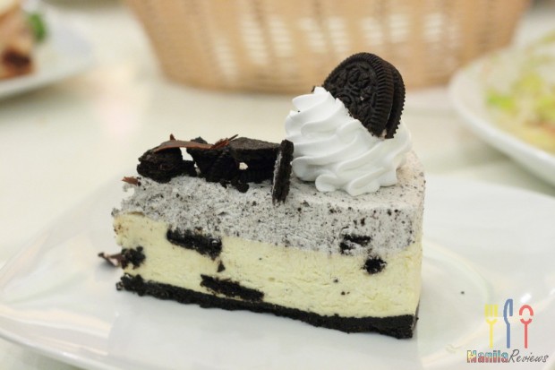 Bubble Tea Cookies and Cream Cheesecake