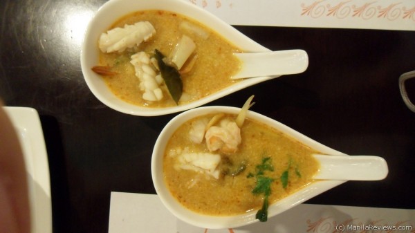 8 Spices Spicy Seafood Soup per bowl
