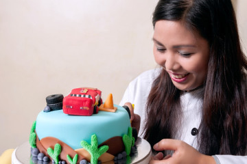 Delamor Sweet Treats' Theresa Francis Alberto